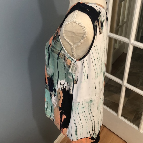 Mossimo Top - Picture 2 of 5